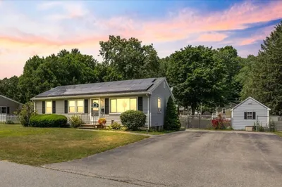 24 Alenclair Dr 1
