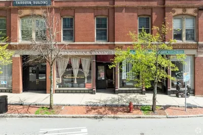 10 Kearney Sq #100 1