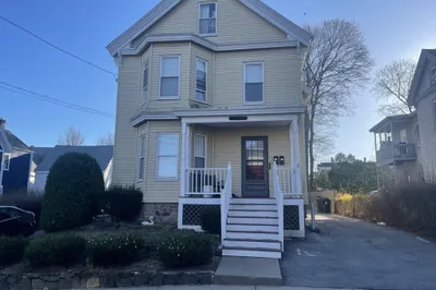 15 Hayden St 1