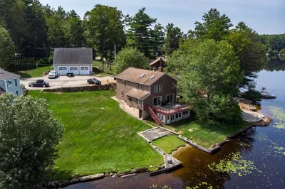 47 Lakeshore Drive