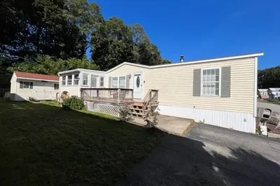100 Phelps Street #6 1