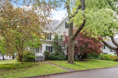 27 Cherry St 1