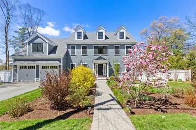 24 Pine Knoll Rd 1