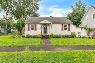 18-1/2 Malone Ave