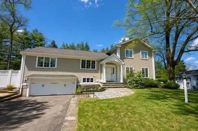9 Lantern Rd 1
