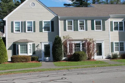 302 Brookside Drive #302 1