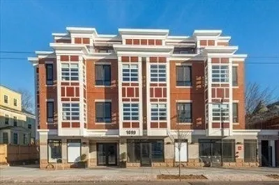 1699 Massachusetts Ave #202