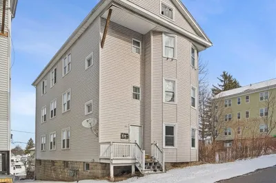 15 Hillside St