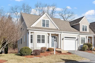 555 Red Tail Way #555 1