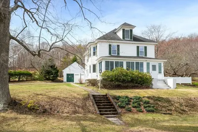 64 Whitehall Rd
