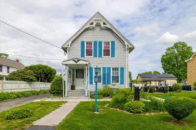 31 Highland St 1