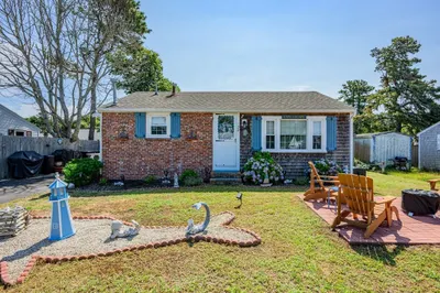 26 Wixon Rd 1