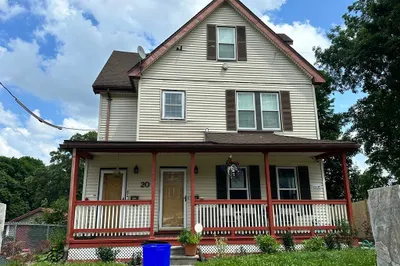 20 Clare Ave #1
