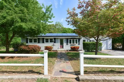 155 E. Bacon St