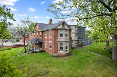 51 Prospect St 1
