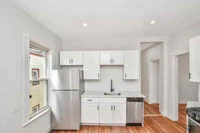 41 Dix St #2