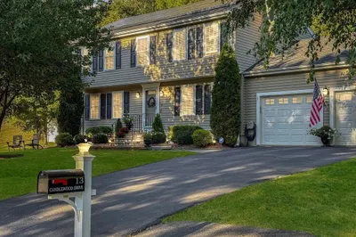 13 Candlewood Dr 1