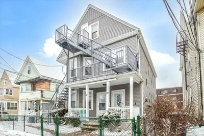 19-21 Etna Street
