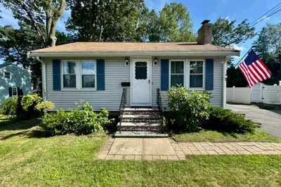 25 Oliver St
