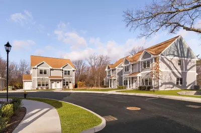 21 Goldfinch Court #21