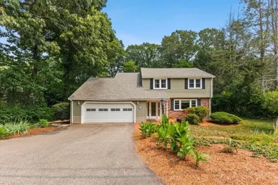 32 Cheryl Dr 1