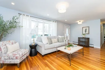 108 Azalea Drive 1