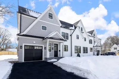 36 Otis St #36