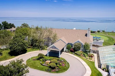56 Westcliff Dr #56