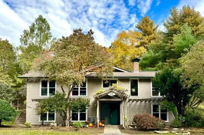 12 Ellis Rd 1