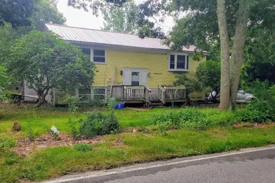71 Turner Rd 1