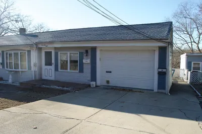 78 Edgewater Drive #3