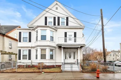 128 Franklin St