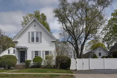 10 Forest Ave 1