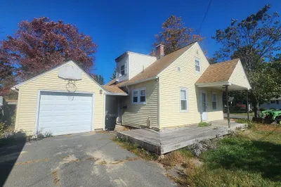 2 Alice St 1