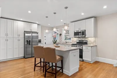 14 Hood St #2