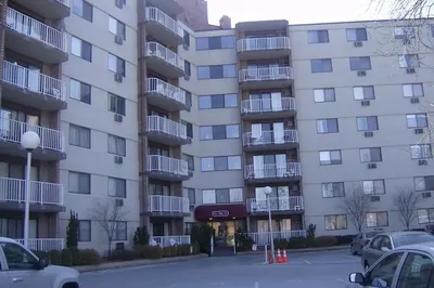 151 Coolidge Ave #706