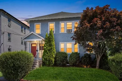 21-23 Averton St