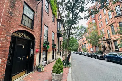 51 Hancock St #8