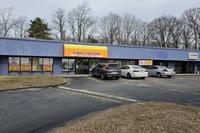 380 E Main St 1
