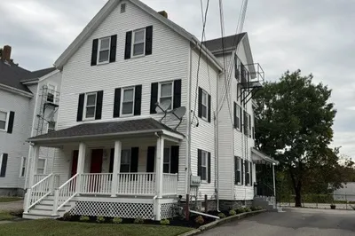 170 Middleboro Ave #3 1