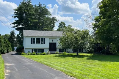 123 Lee Rd 1