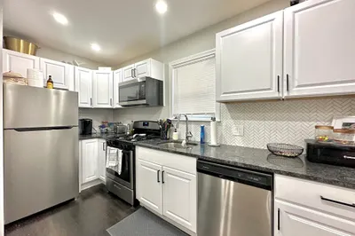 249 Everett St #2
