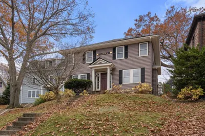 1421 Quincy Shore Dr 1