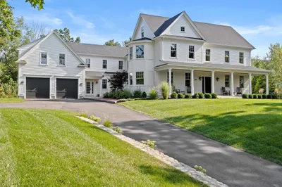 240 Lazell St 1