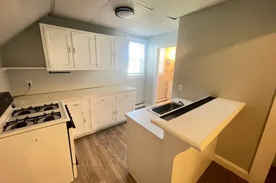 21 Essex Street #6
