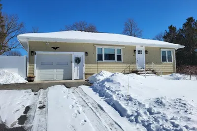 347 Lake St 1