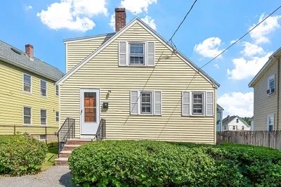 10 Endicott St 1