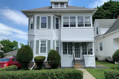 19 Dustin St #1