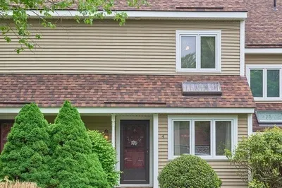 66 Pleasant St #4