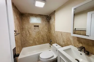 55 Woodlawn Avenue #2